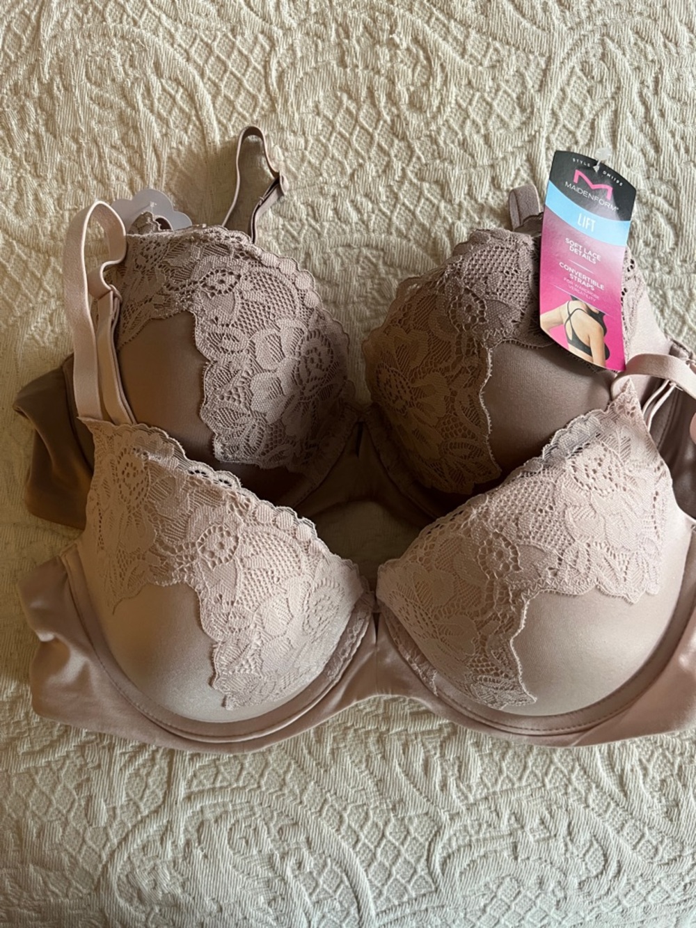 Two Maidenform Lace-Trim Bras in Dusty Taupe and shell pink-34C-new